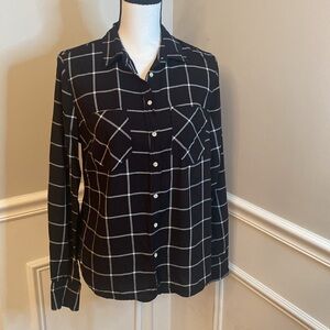 Black and white flannel size medium